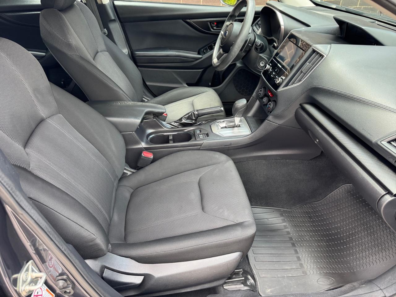 Subaru Impreza 2.0i Premium 5-door CVT 2017