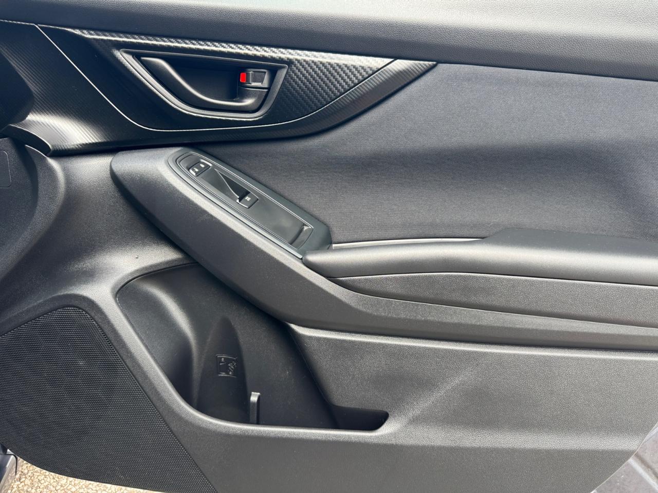 Subaru Impreza 2.0i Premium 5-door CVT 2017