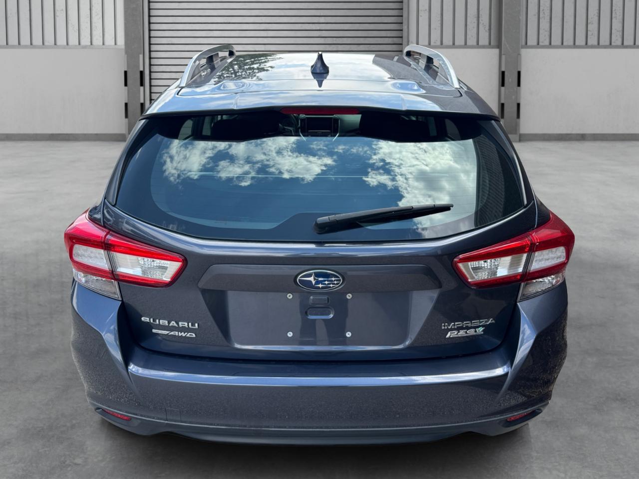 Subaru Impreza 2.0i Premium 5-door CVT 2017