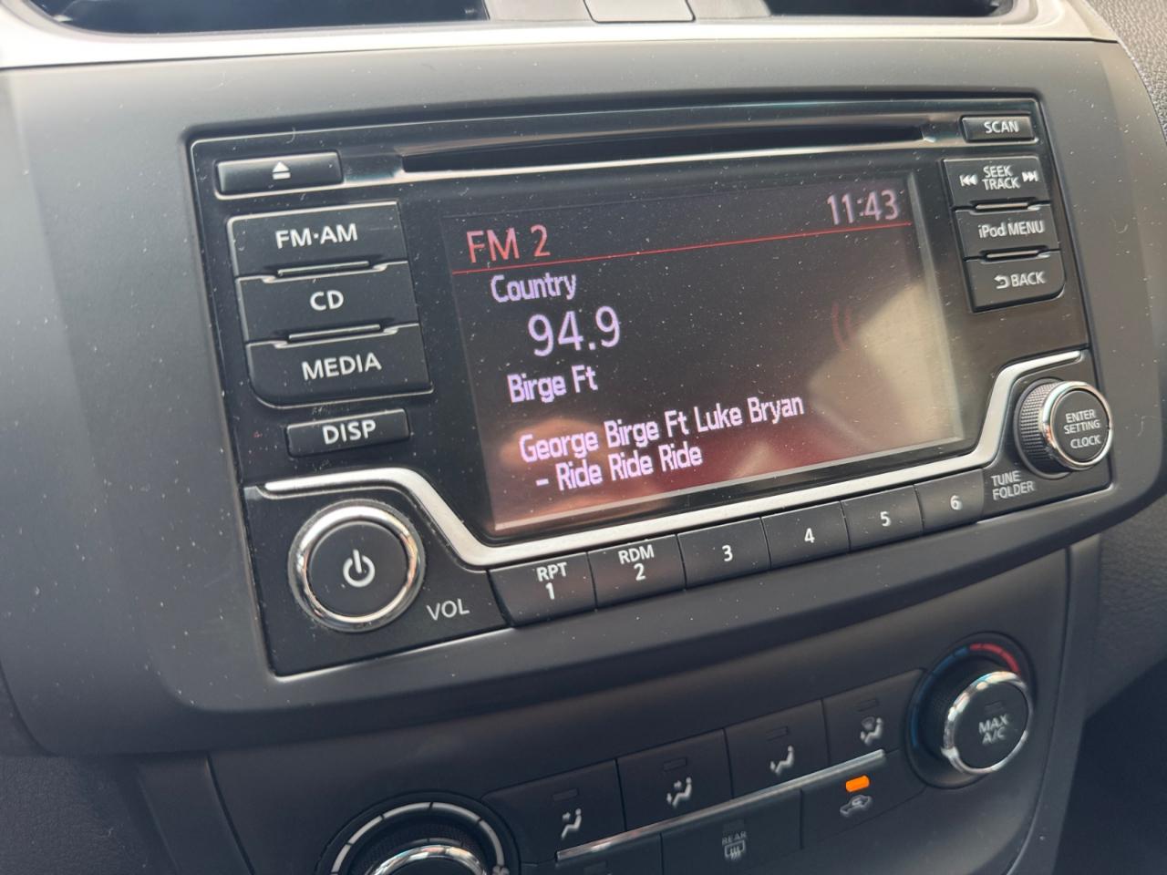 Nissan Sentra S CVT 2018