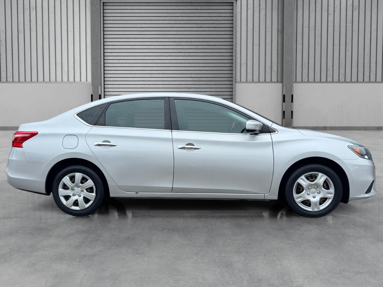 Nissan Sentra S CVT 2018