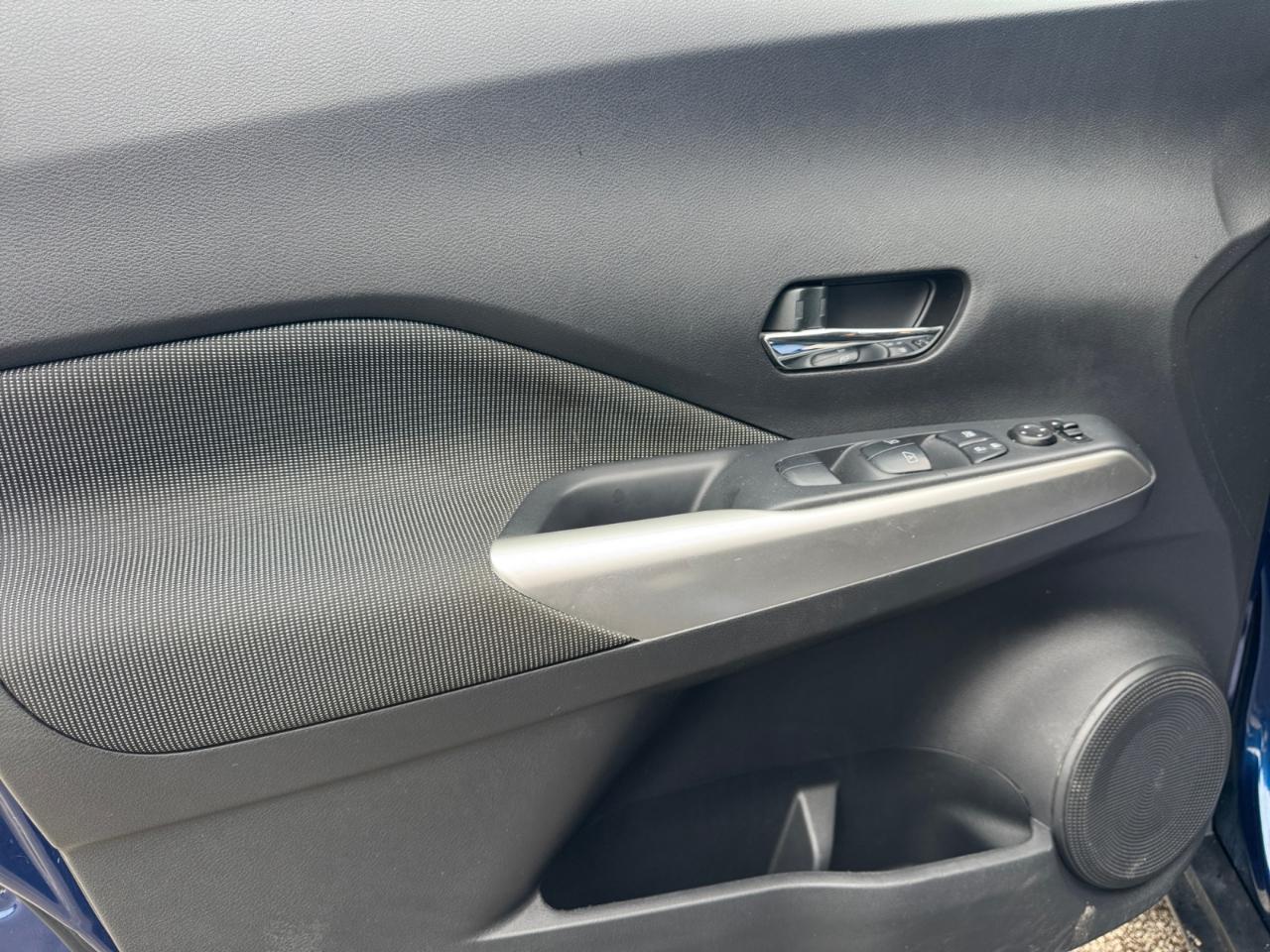 Nissan Kicks SV FWD 2018