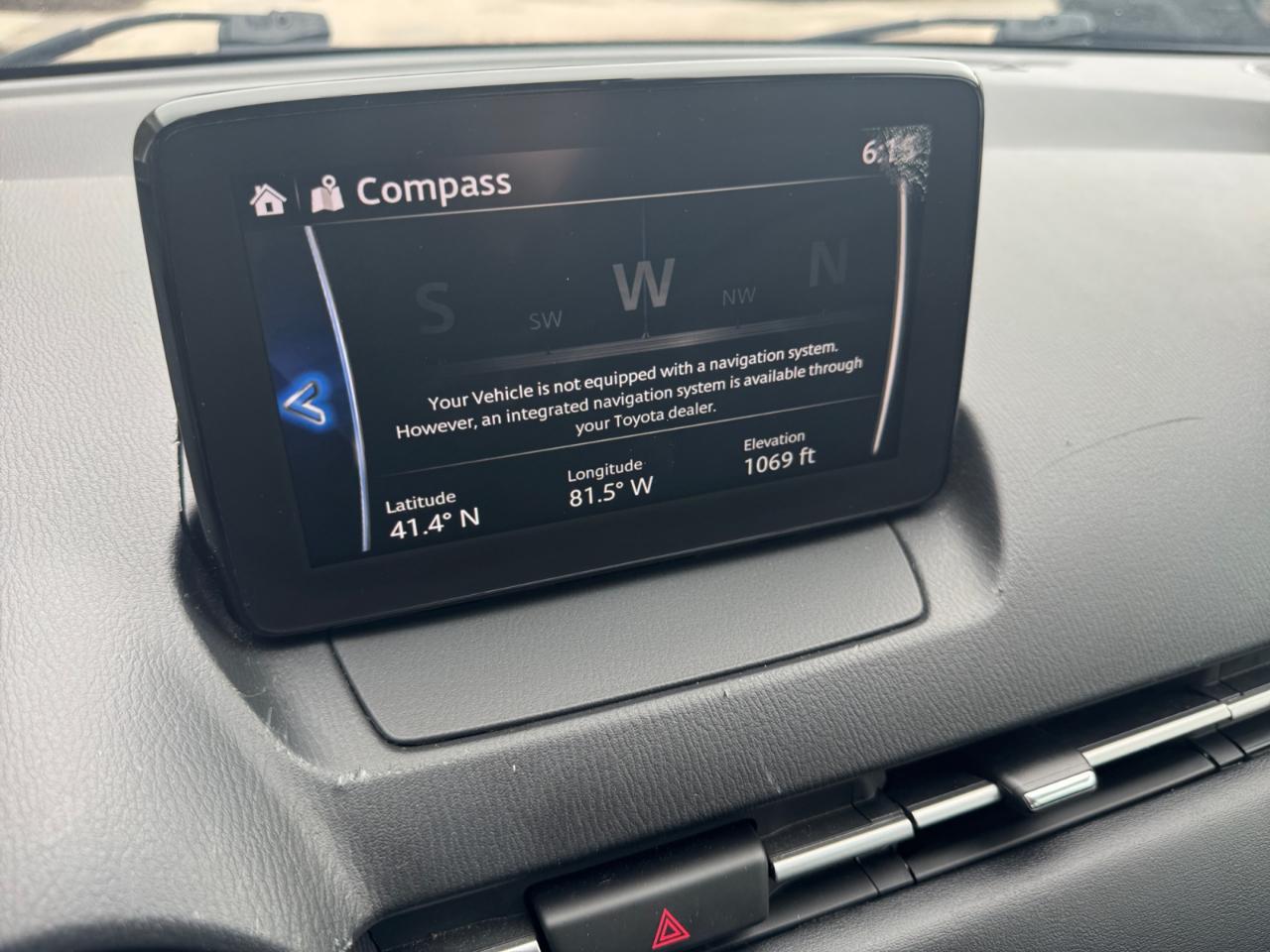 Toyota Yaris Sedan LE Auto (Natl) 2019