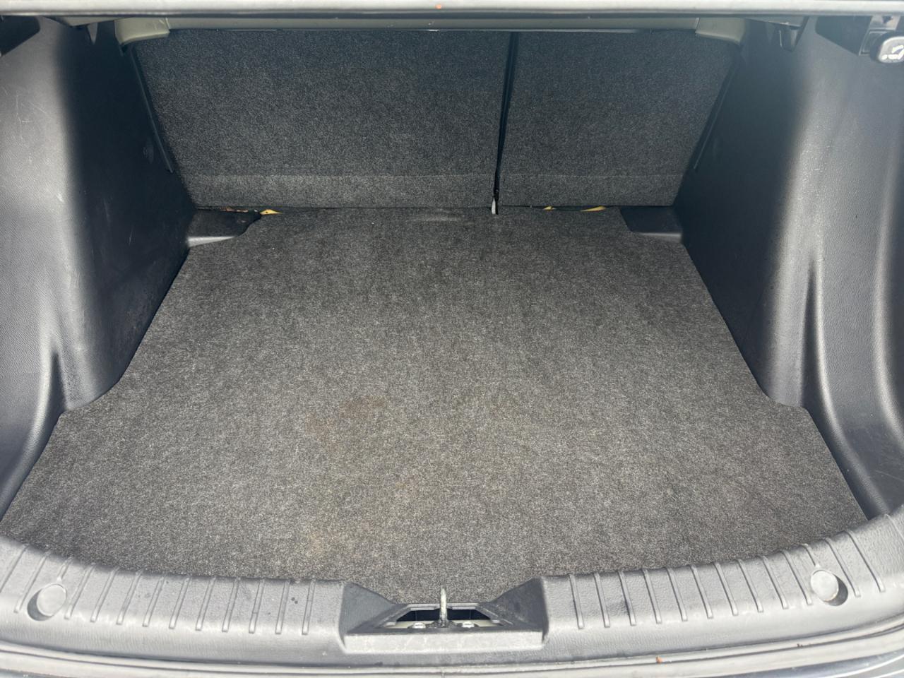 Toyota Yaris Sedan LE Auto (Natl) 2019