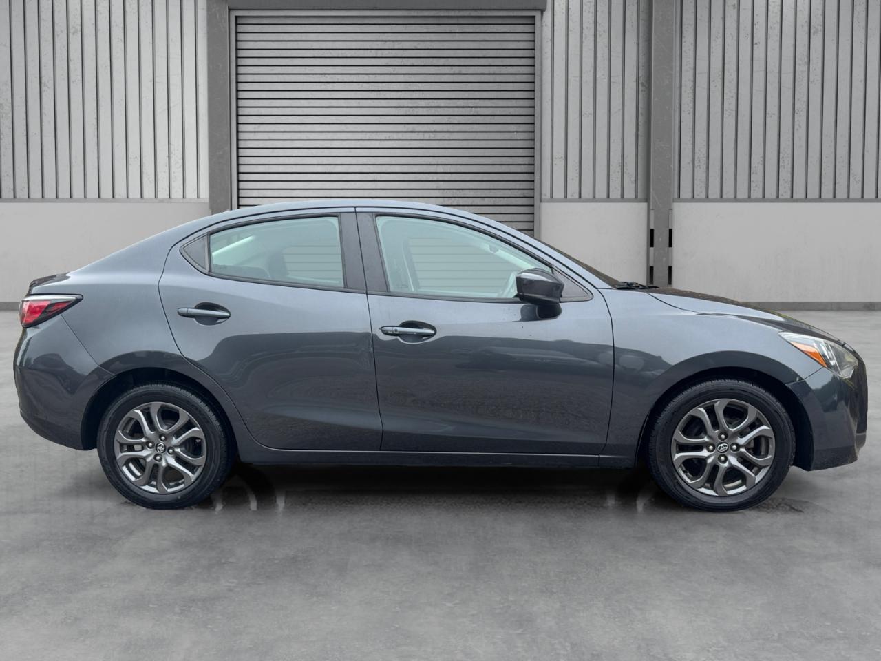Toyota Yaris Sedan LE Auto (Natl) 2019