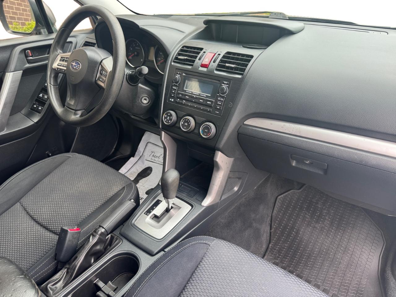 Subaru Forester 4dr CVT 2.5i PZEV 2015
