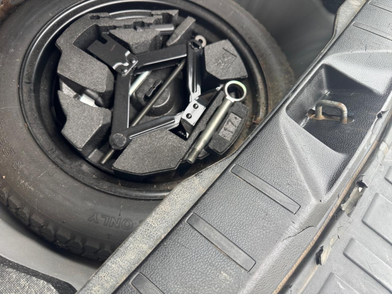 Subaru Forester 4dr CVT 2.5i PZEV 2015