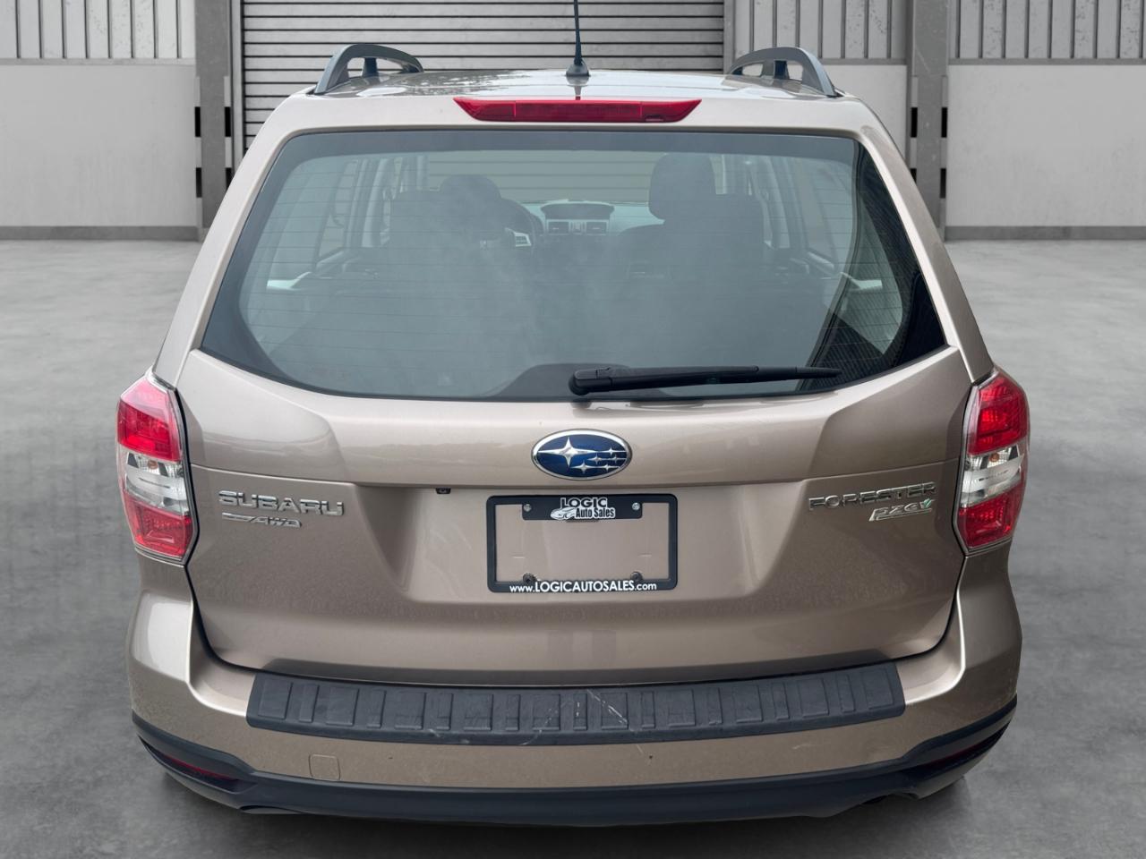 Subaru Forester 4dr CVT 2.5i PZEV 2015