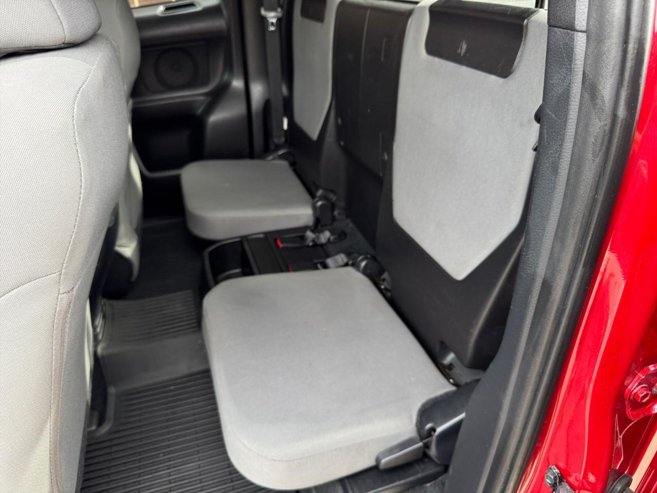 Toyota Tacoma 4WD SR Access Cab 6' Bed I4 AT (Natl) 2019
