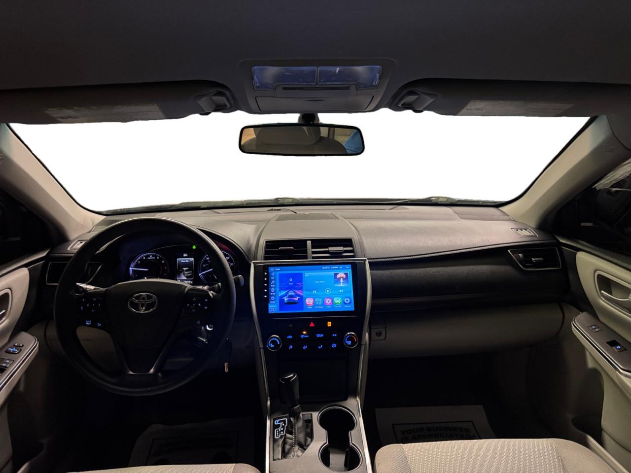 Toyota Camry LE Auto (Natl) 2017