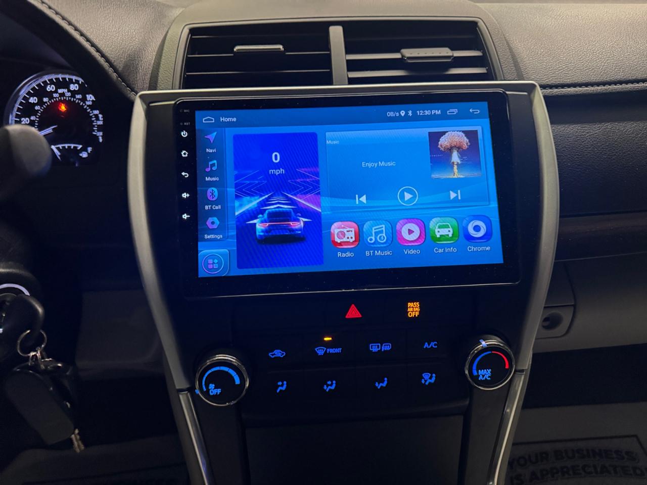 Toyota Camry LE Auto (Natl) 2017