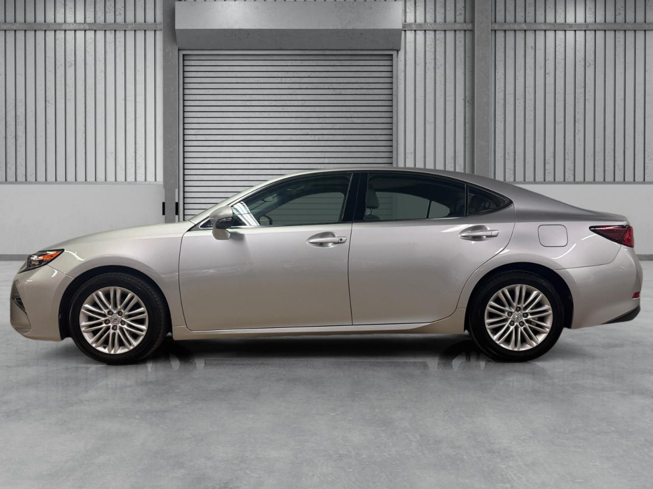 Lexus ES 350 4dr Sdn 2016