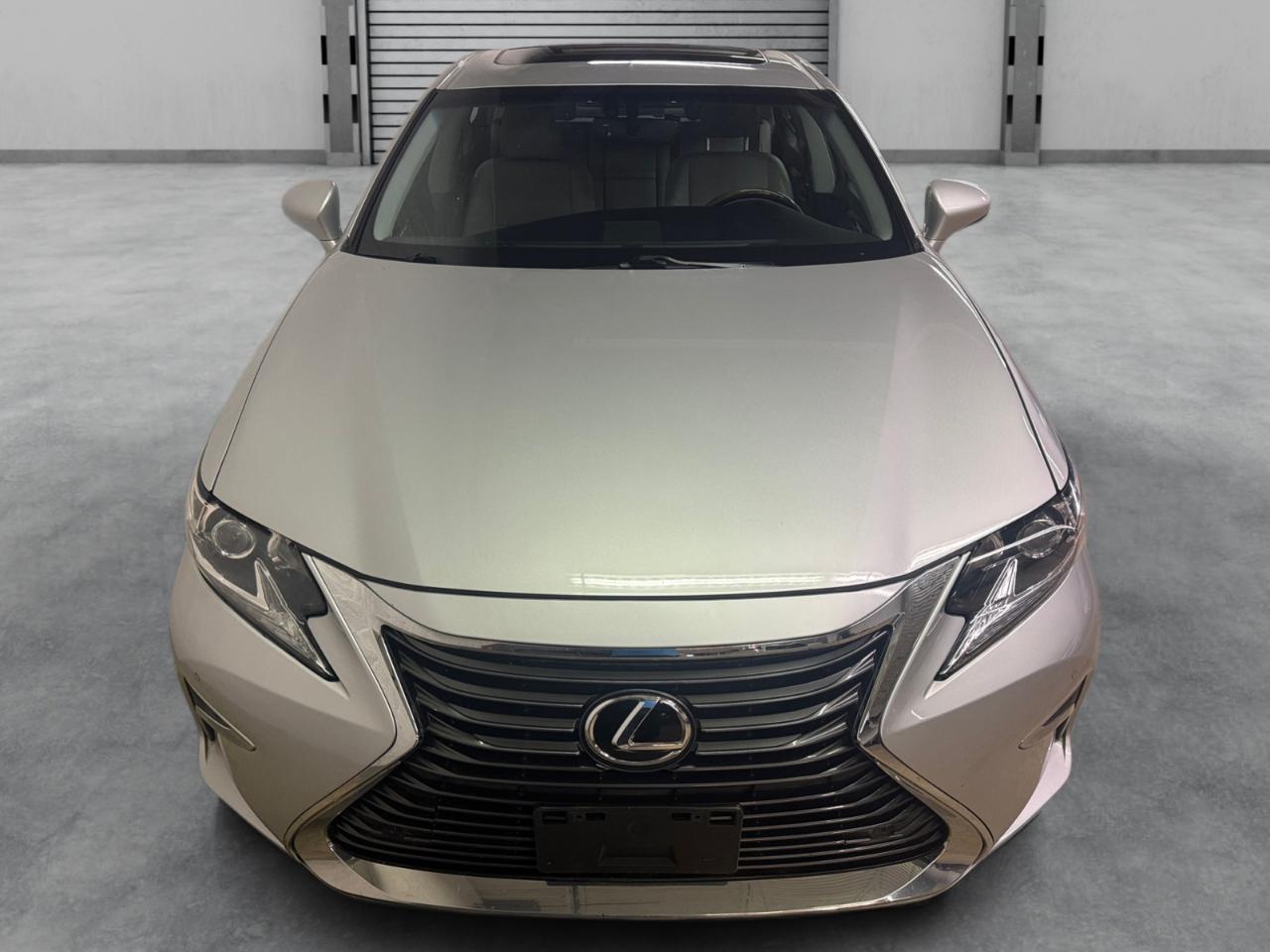 Lexus ES 350 4dr Sdn 2016