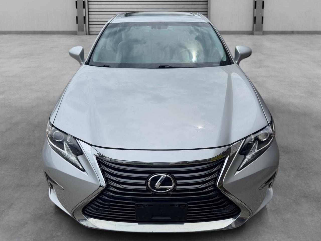 Lexus ES 350 4dr Sdn 2016