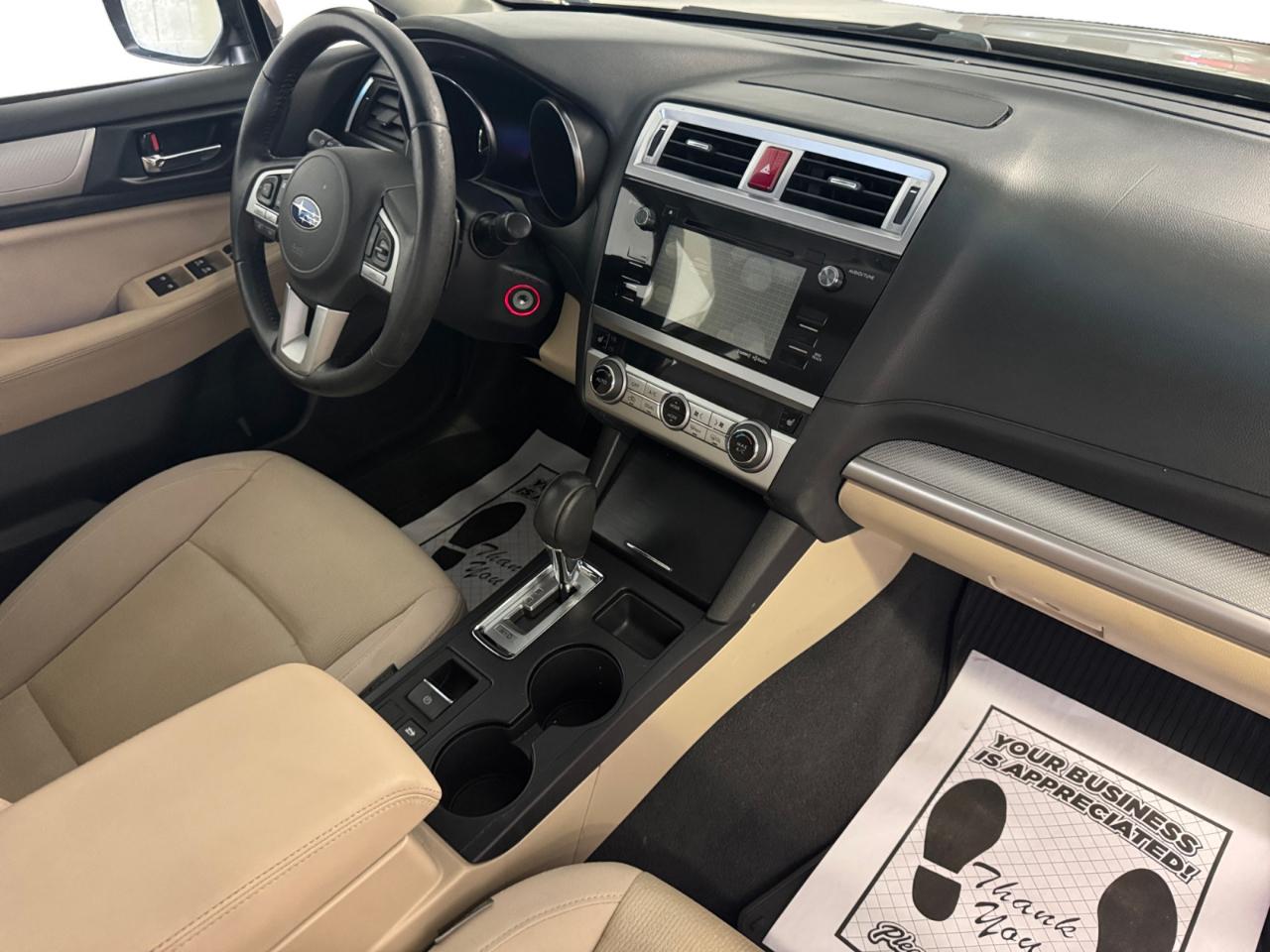 Subaru Legacy 4dr Sdn 2.5i Premium PZEV 2015