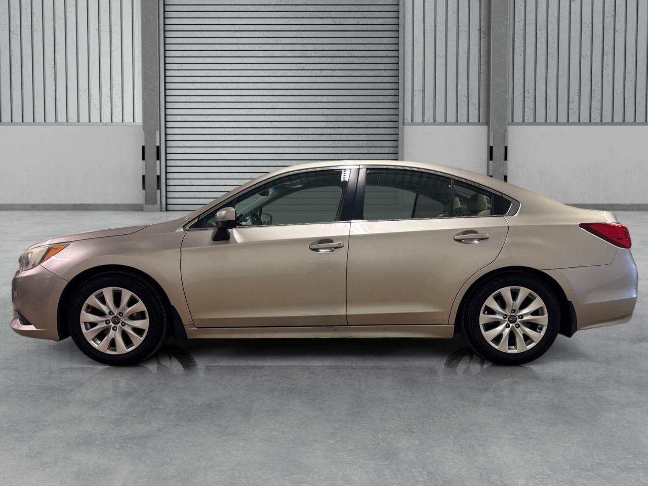 Subaru Legacy 4dr Sdn 2.5i Premium PZEV 2015