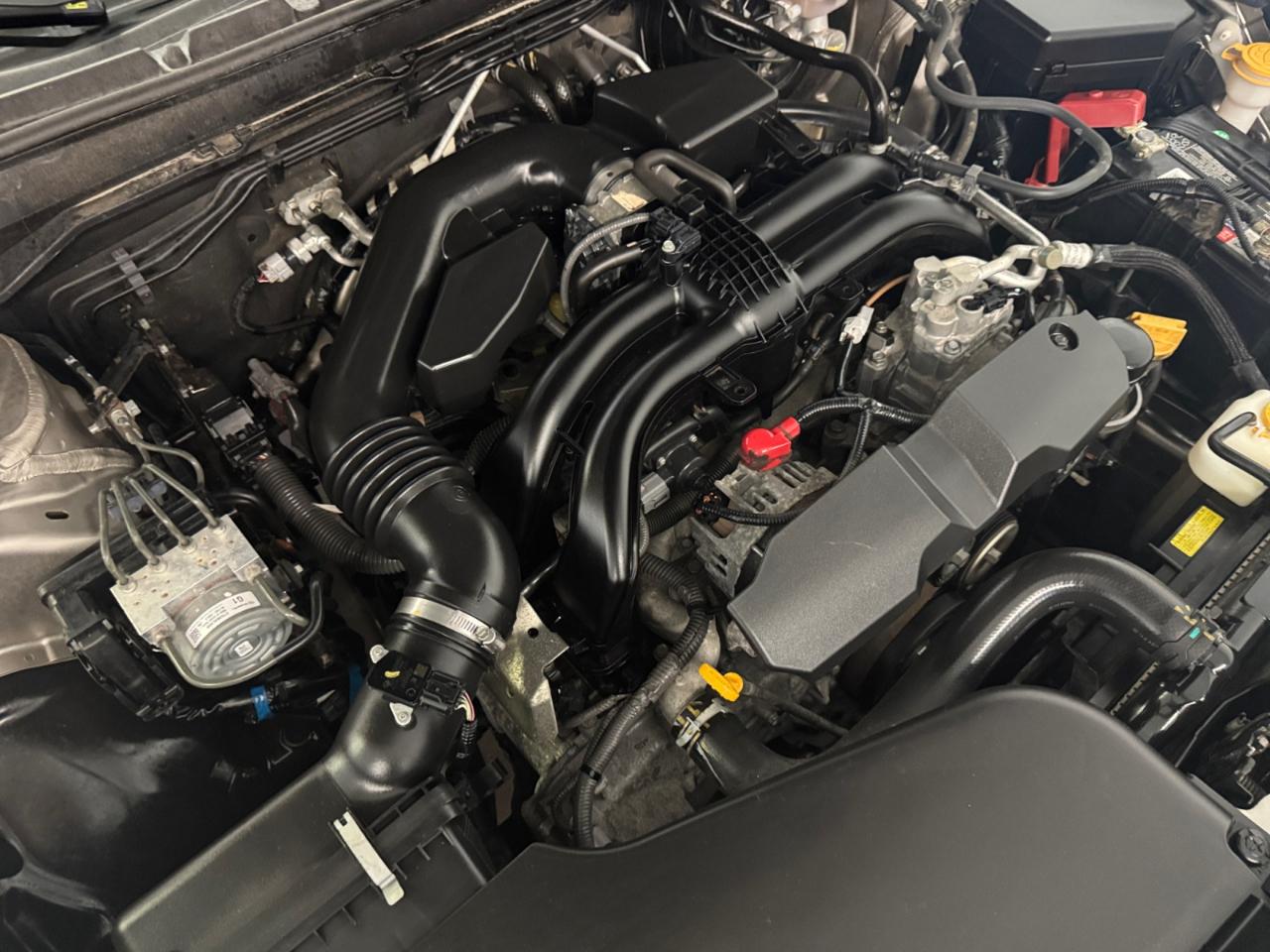 Subaru Legacy 4dr Sdn 2.5i Premium PZEV 2015