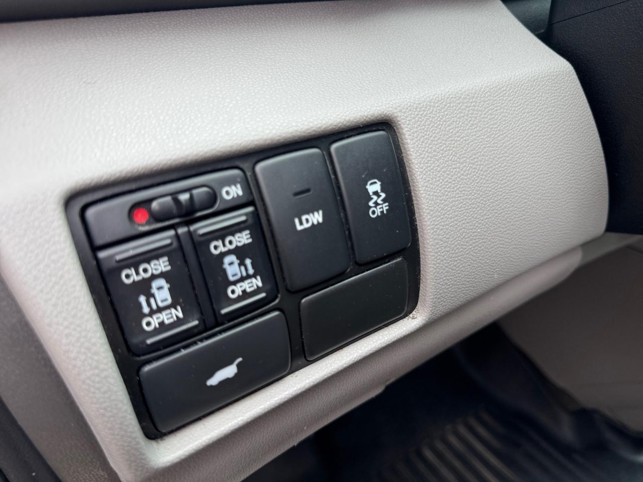 Honda Odyssey 5dr EX-L w/Navi 2015