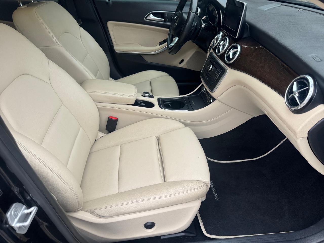 Mercedes-Benz GLA GLA 250 SUV 2017