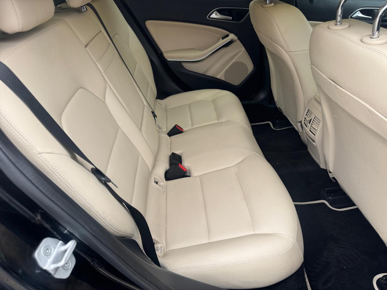 Mercedes-Benz GLA GLA 250 SUV 2017