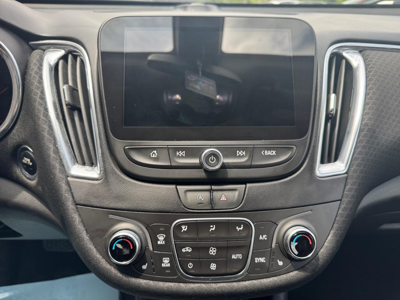 Chevrolet Malibu 4dr Sdn LT 2020