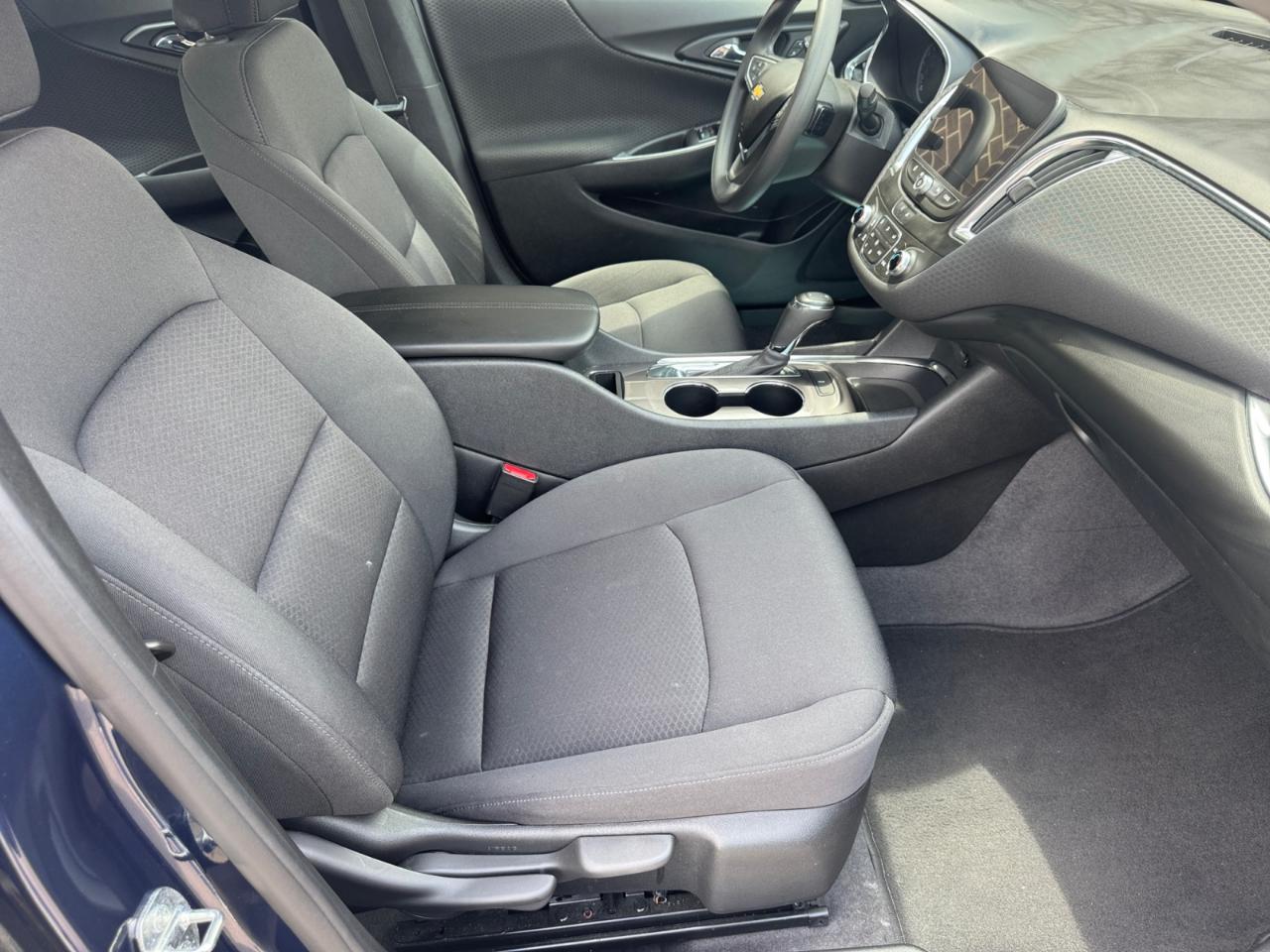 Chevrolet Malibu 4dr Sdn LT 2020
