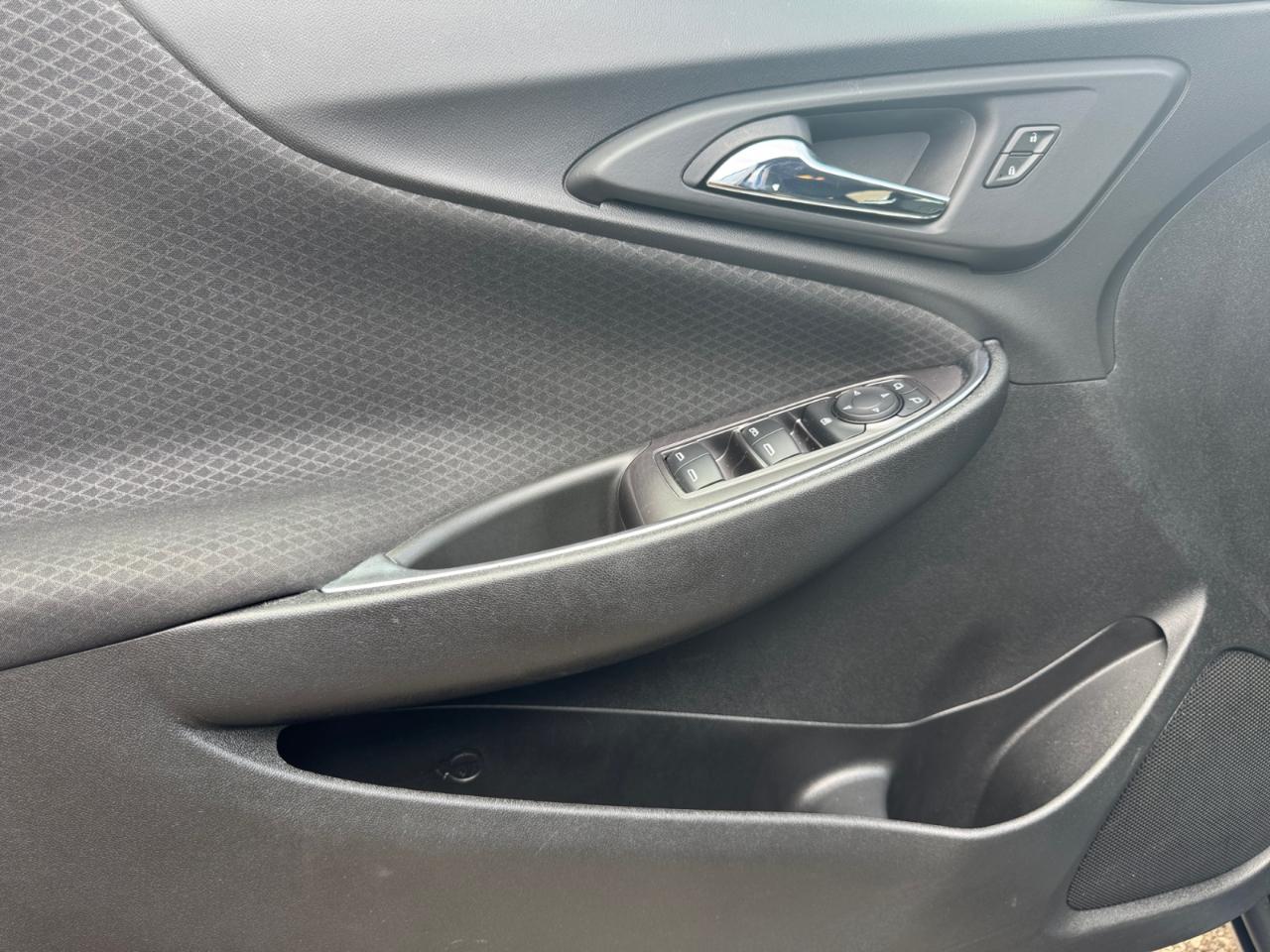 Chevrolet Malibu 4dr Sdn LT 2020