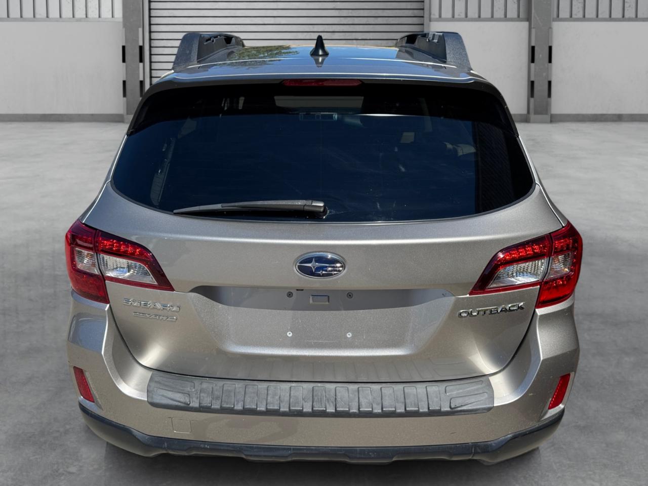 Subaru Outback 4dr Wgn 2.5i Limited 2016