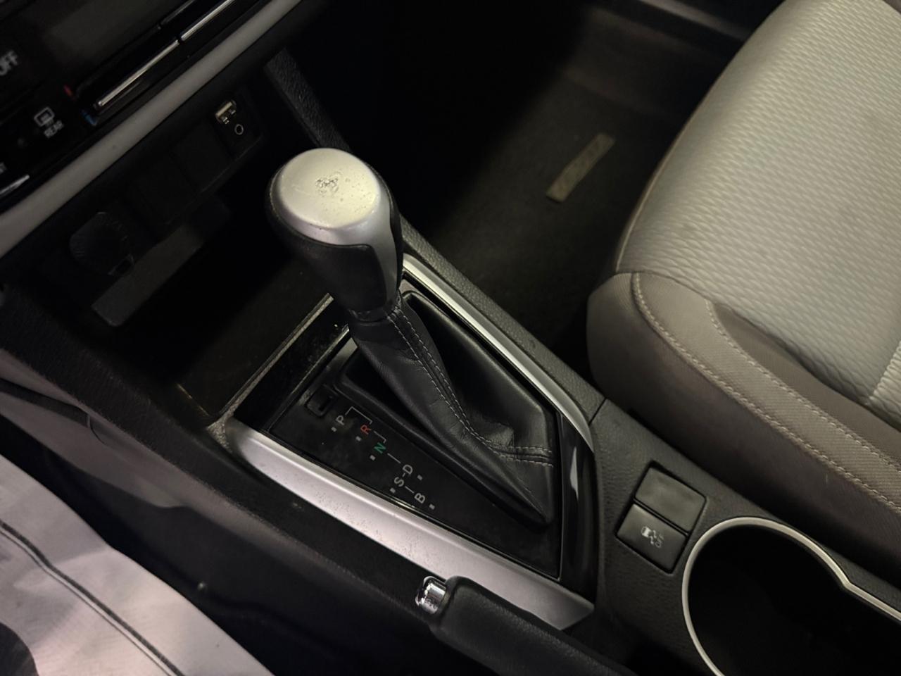 Toyota Corolla LE CVT (Natl) 2019
