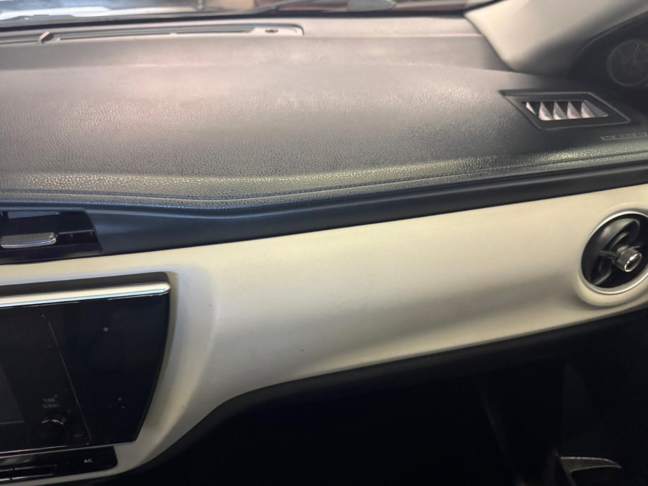 Toyota Corolla LE CVT (Natl) 2019