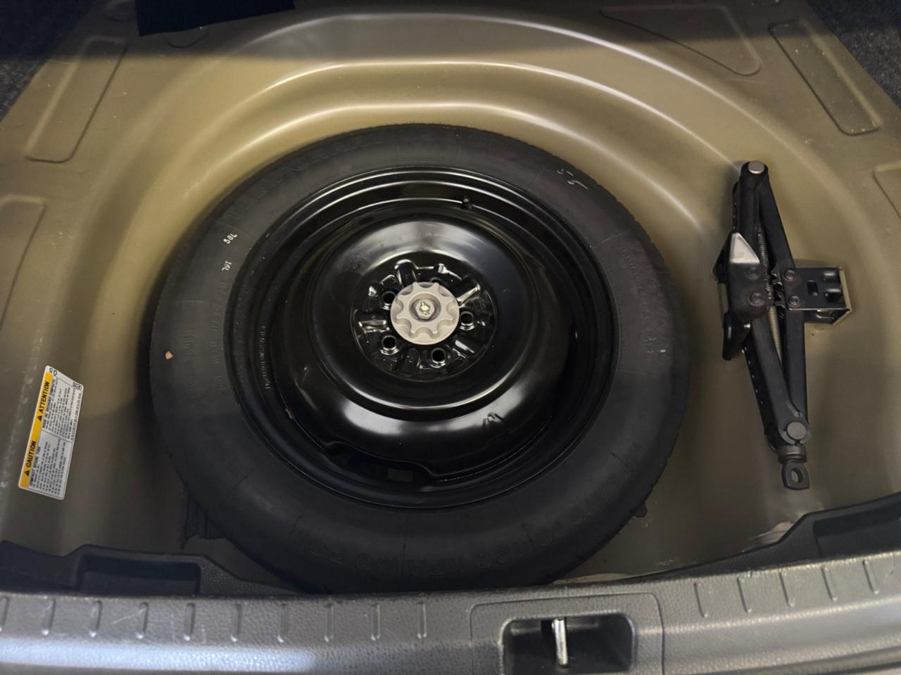 Toyota Corolla LE CVT (Natl) 2019