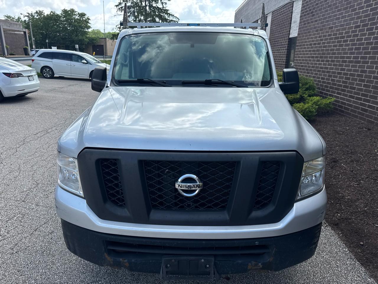 Nissan NV Cargo 2500 HD S V6 2018