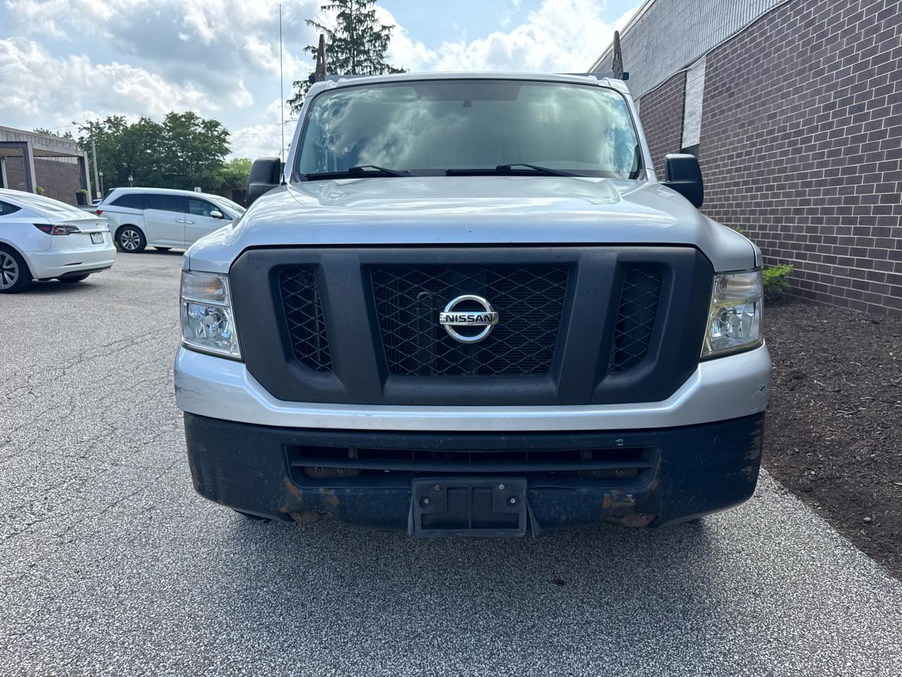 Nissan NV Cargo 2500 HD S V6 2018
