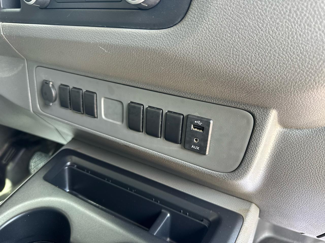 Nissan NV Cargo 2500 HD S V6 2018