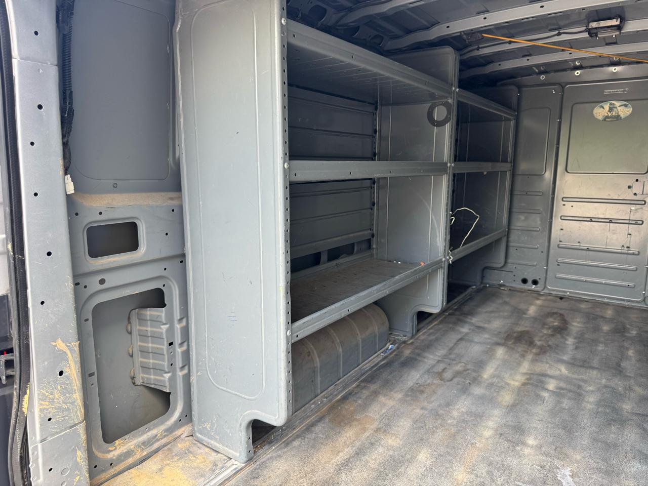 Nissan NV Cargo 2500 HD S V6 2018