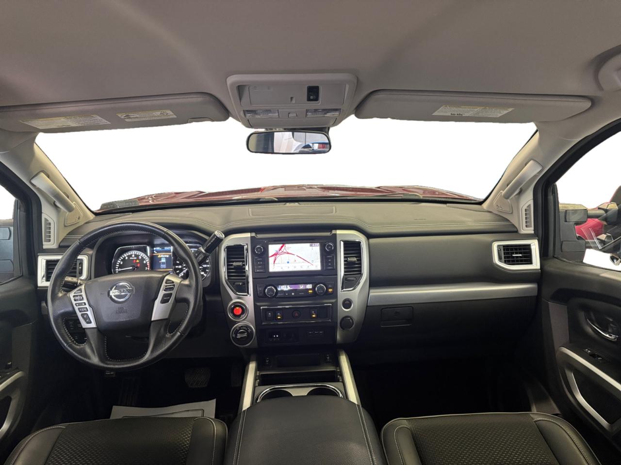 Nissan Titan 4x4 Crew Cab Platinum Reserve 2019