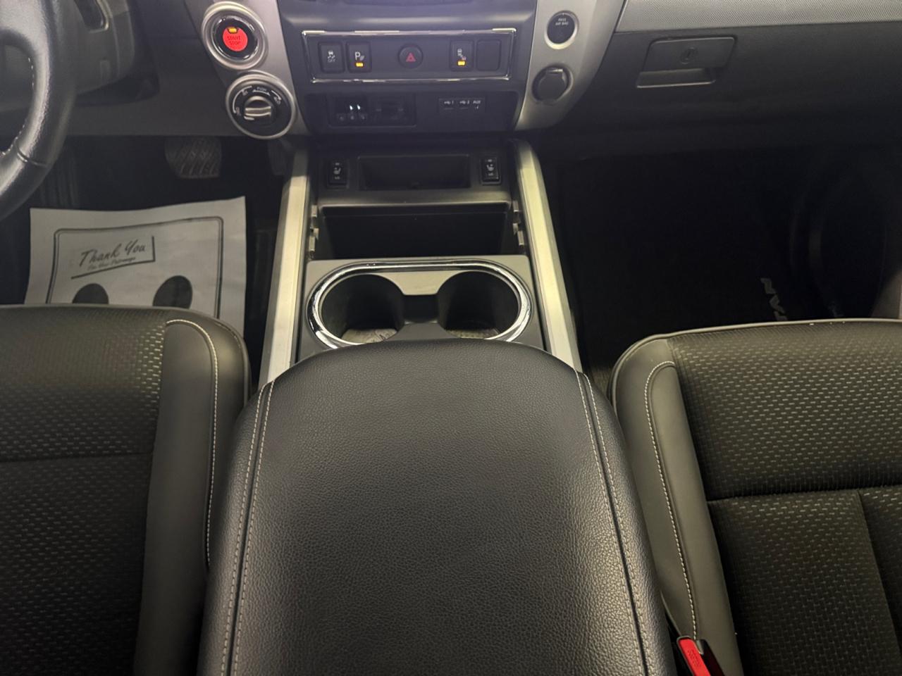 Nissan Titan 4x4 Crew Cab Platinum Reserve 2019