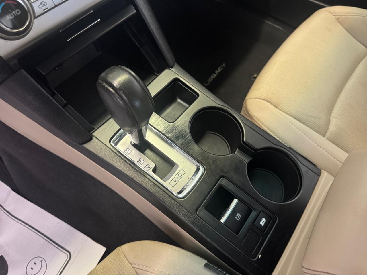 Subaru Legacy 2.5i Premium 2017