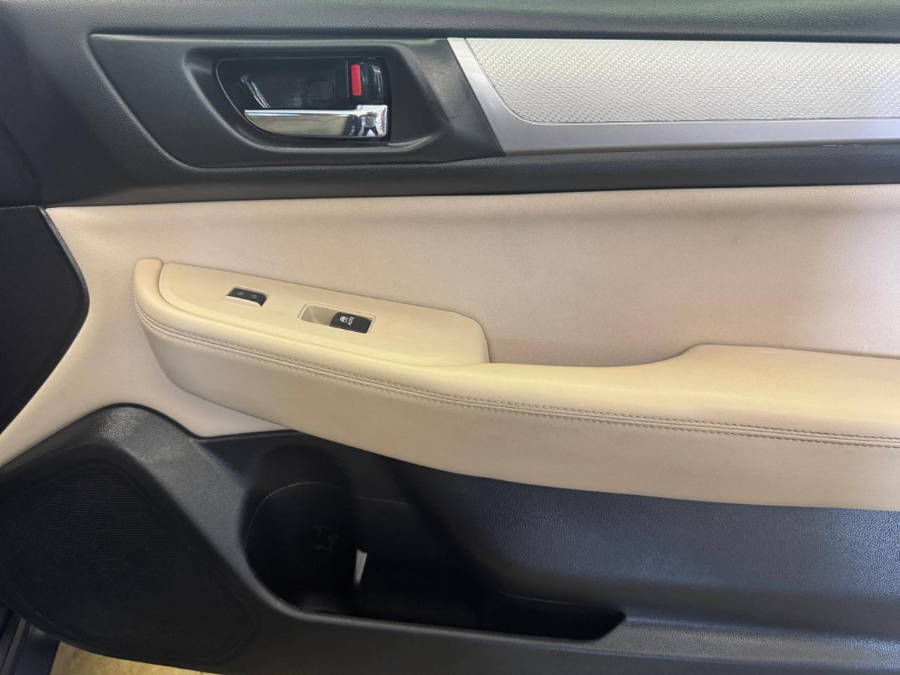 Subaru Legacy 2.5i Premium 2017
