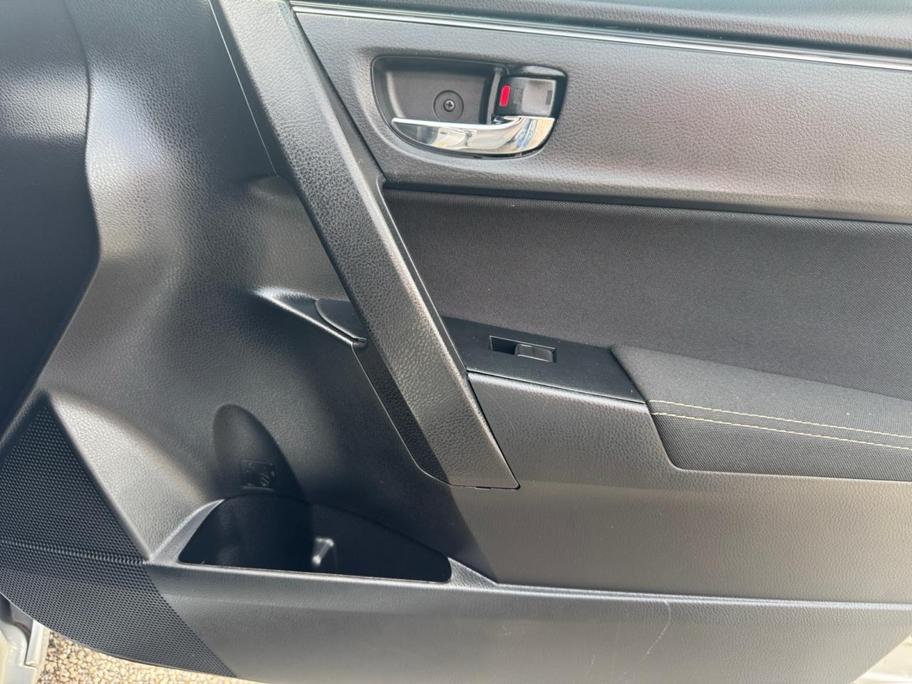 Toyota Corolla LE CVT (Natl) 2019