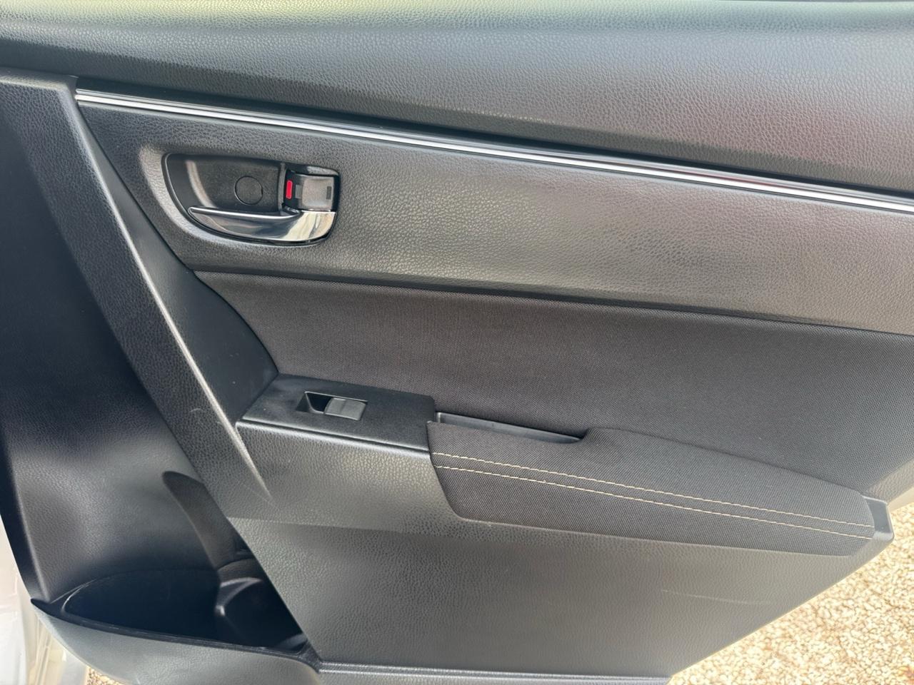 Toyota Corolla LE CVT (Natl) 2019
