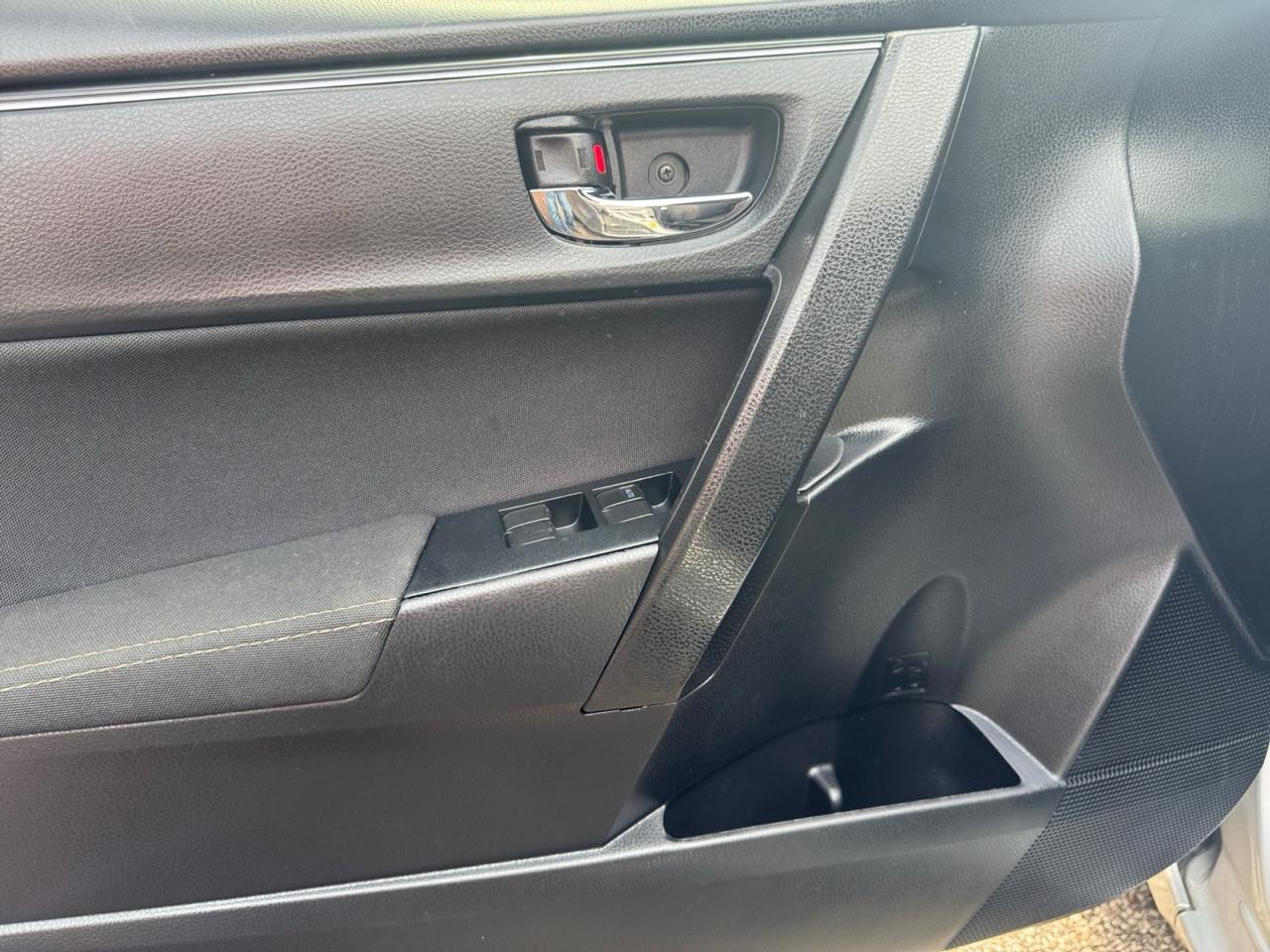 Toyota Corolla LE CVT (Natl) 2019