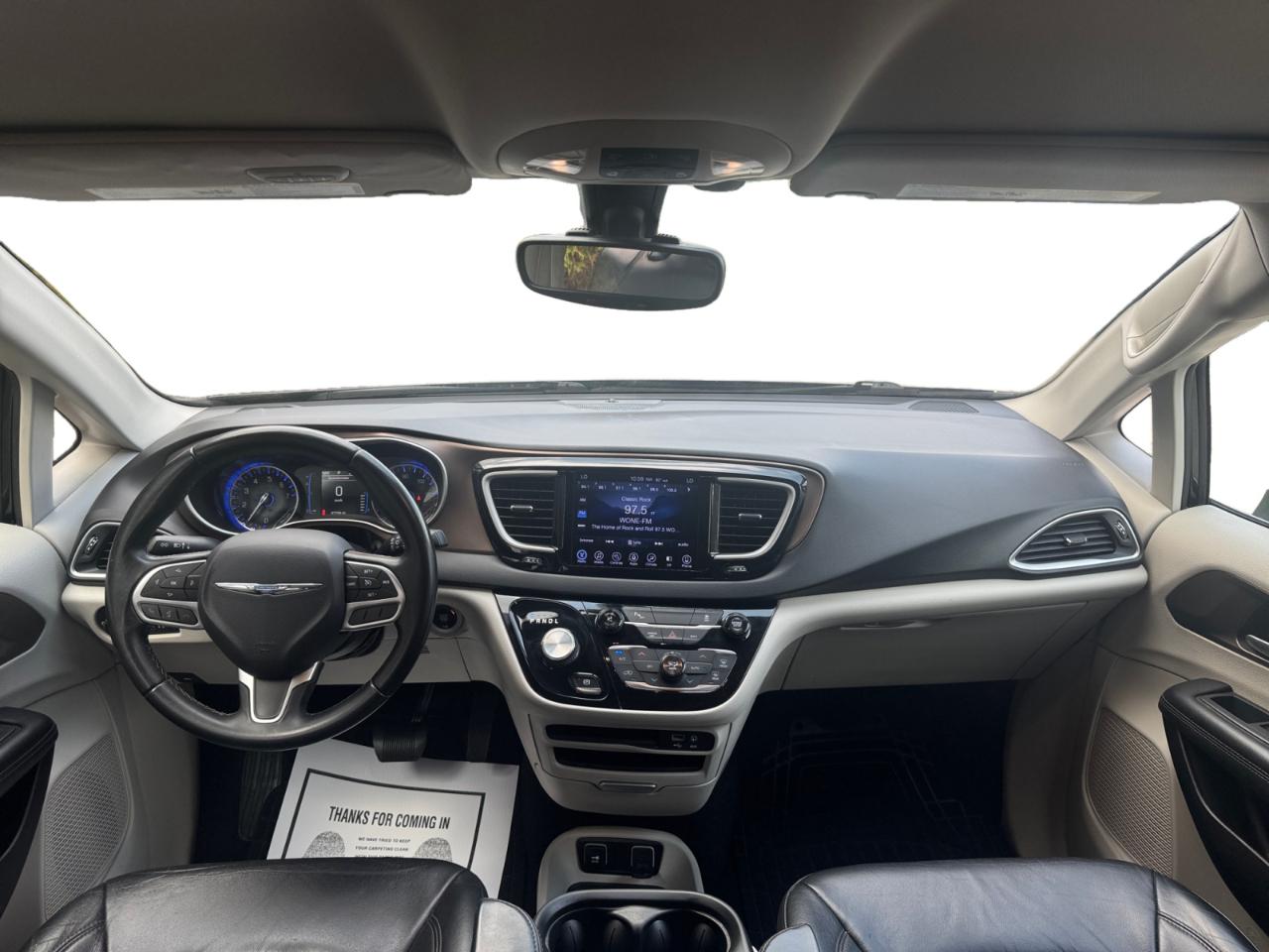 Chrysler Pacifica Touring-L FWD 2017