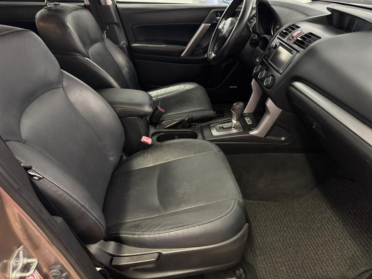 Subaru Forester 4dr CVT 2.5i Limited PZEV 2015