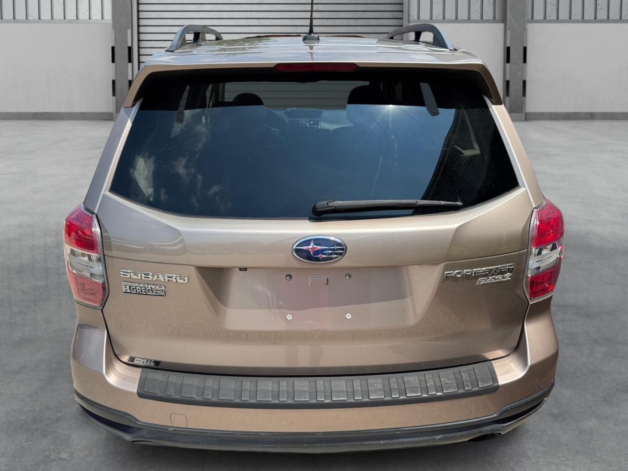 Subaru Forester 4dr CVT 2.5i Limited PZEV 2015