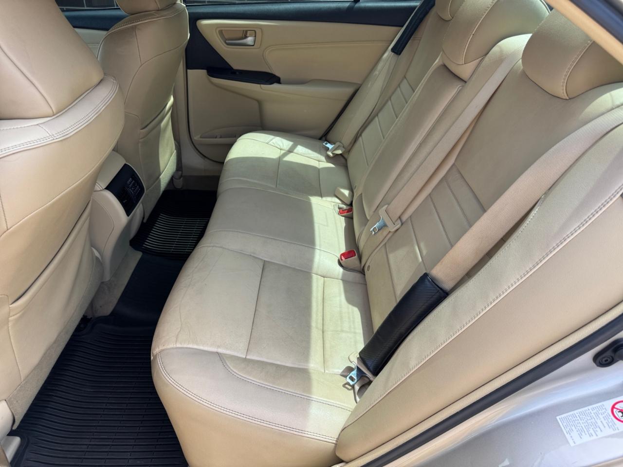 Toyota Camry XLE Auto (Natl) 2017