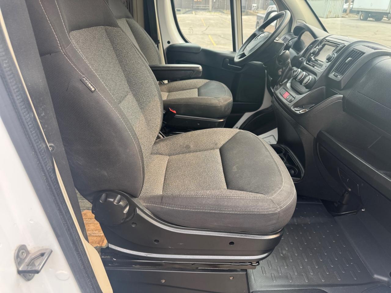 RAM ProMaster Cargo Van 1500 High Roof 136" WB 2017