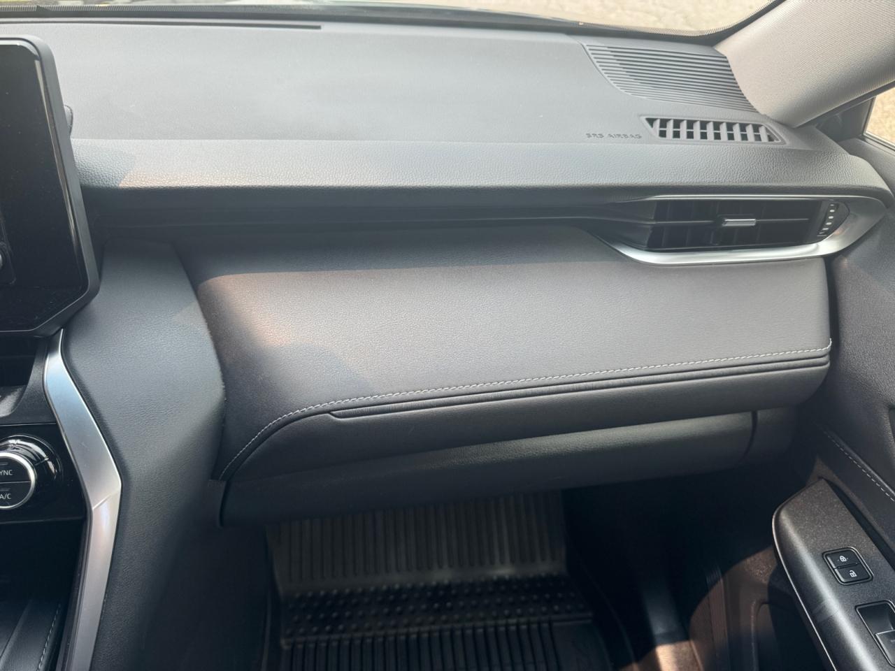 Toyota Venza LE AWD (Natl) 2021
