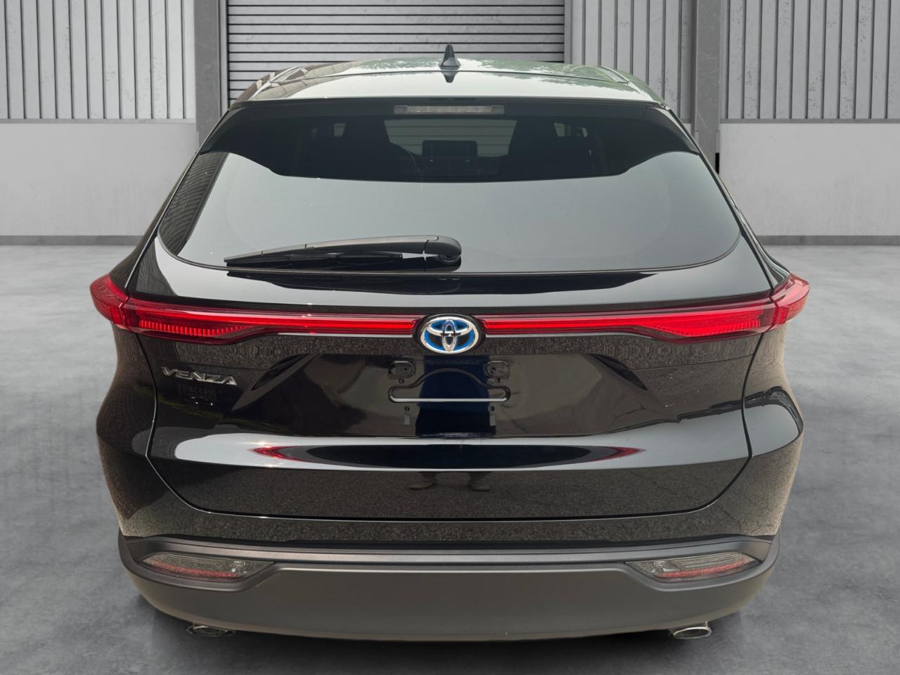 Toyota Venza LE AWD (Natl) 2021