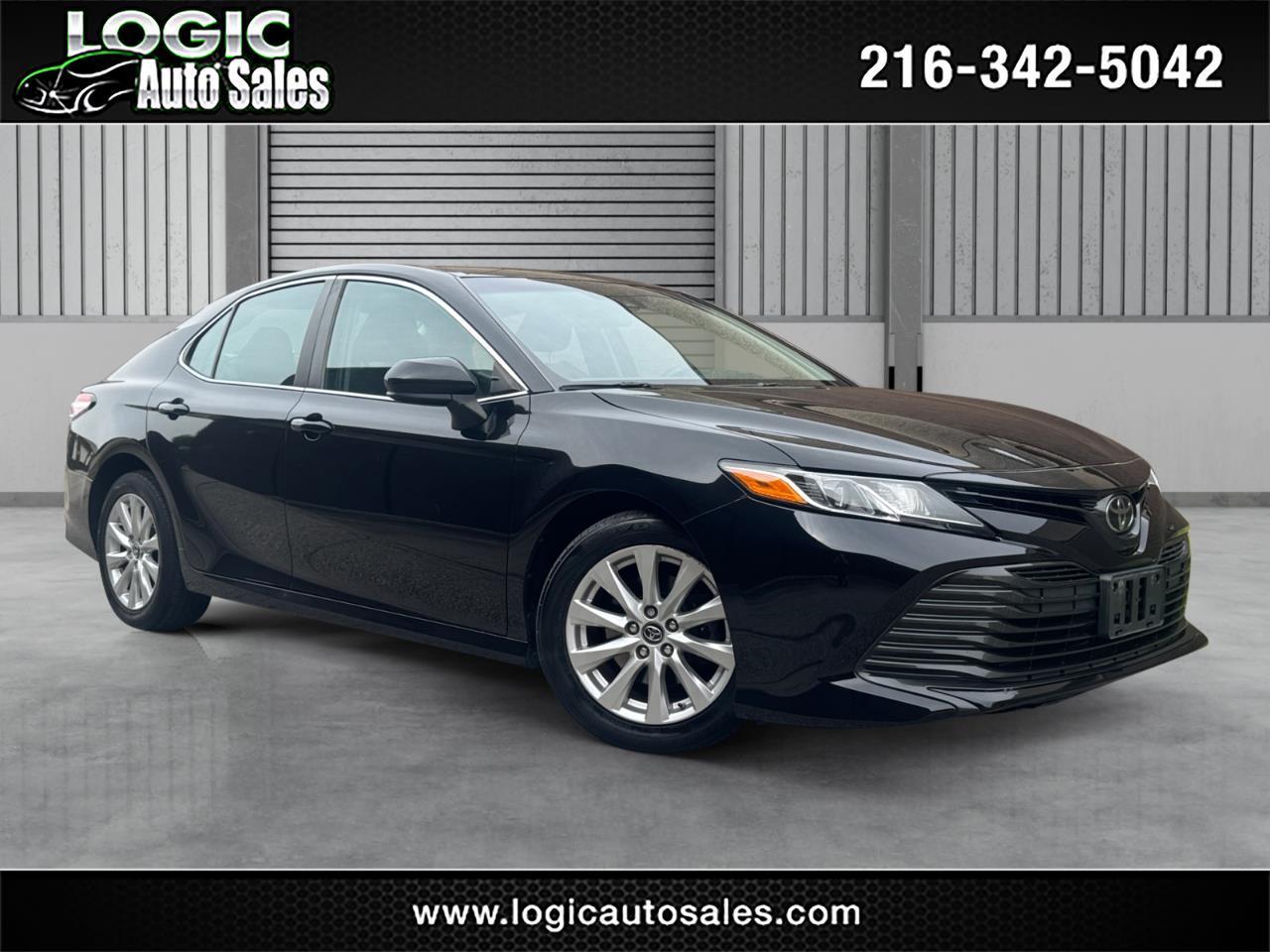 Toyota Camry LE Auto (Natl) 2019